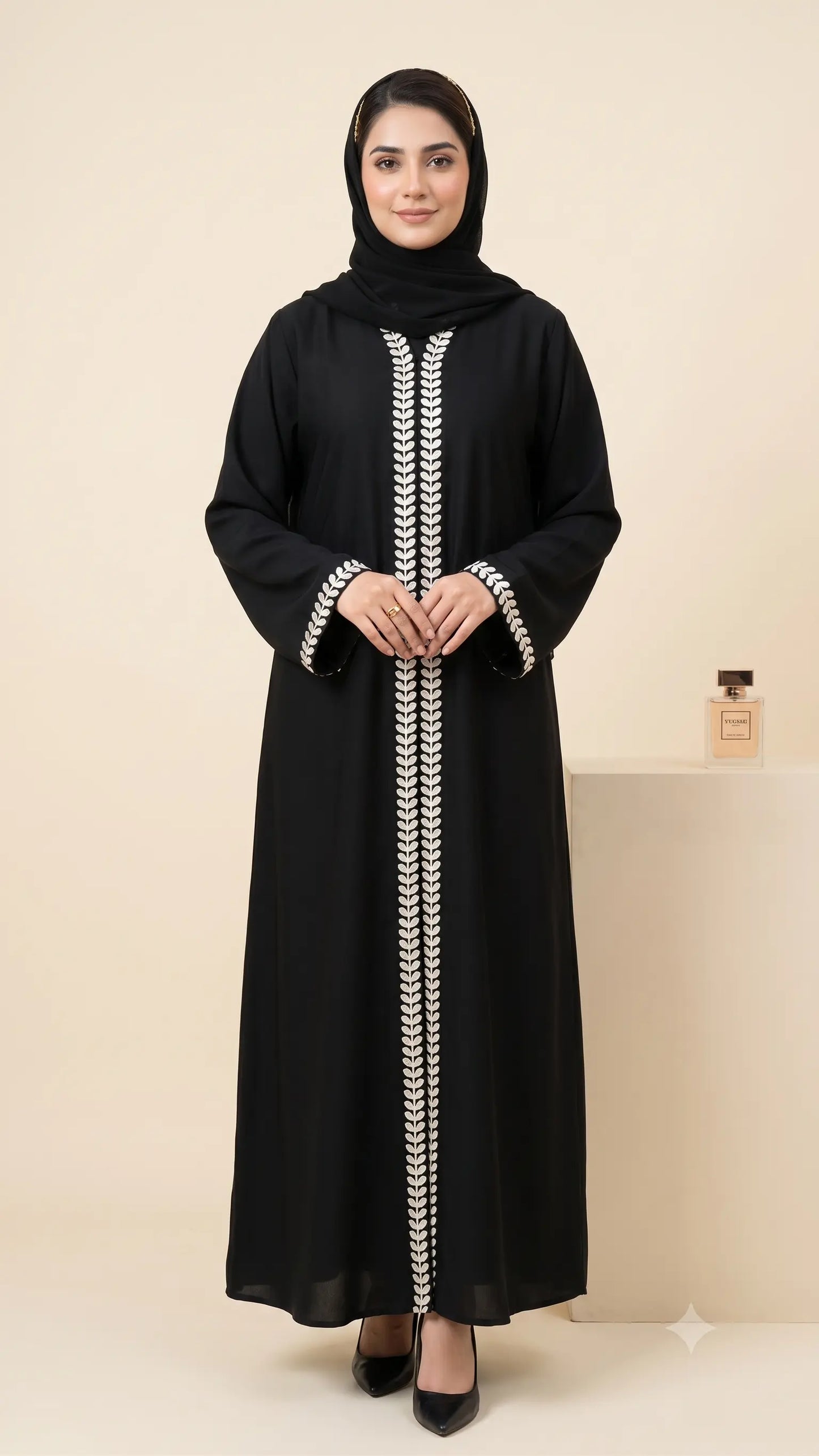 Ivory Vine Abaya - Black