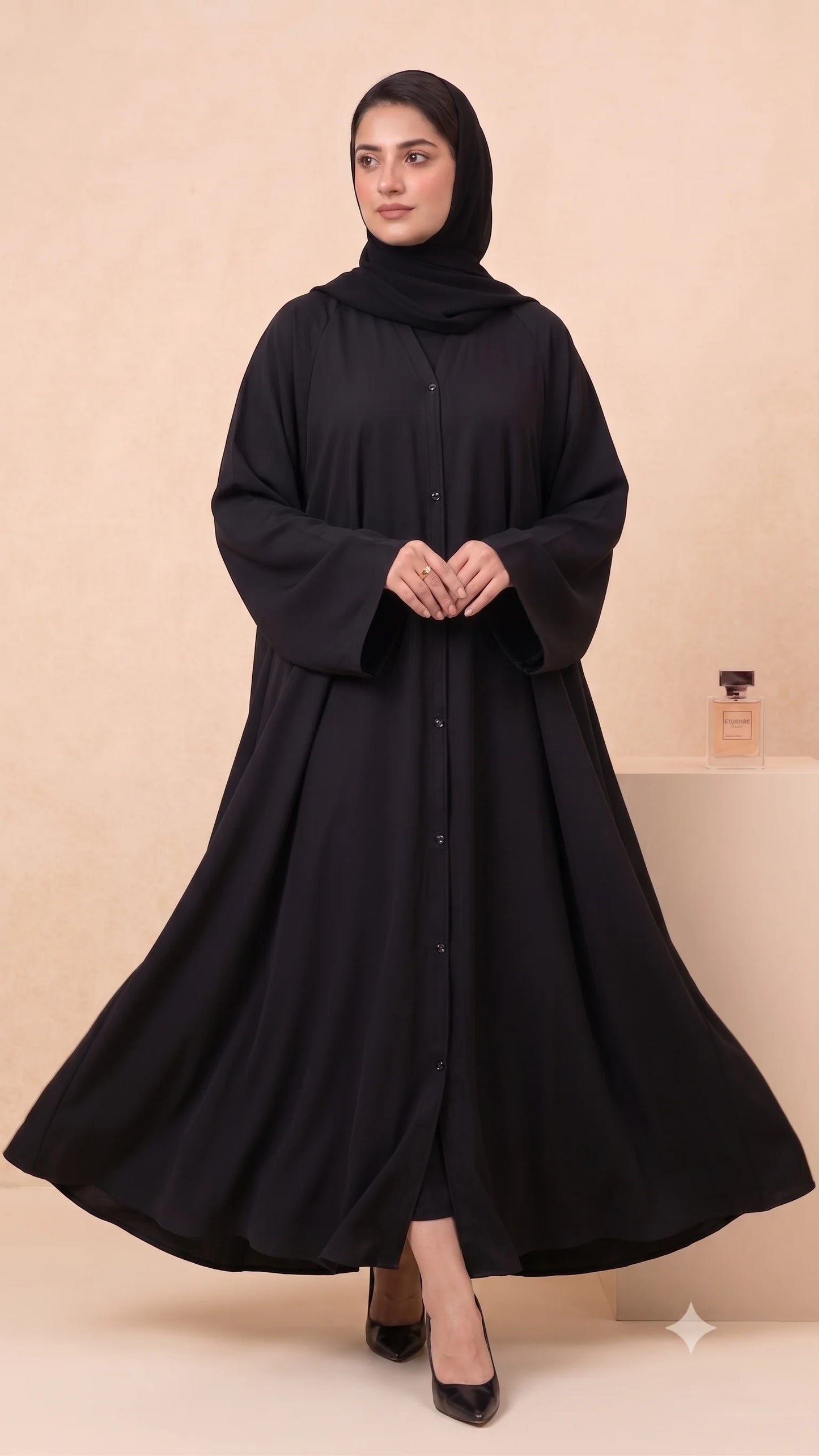 Flare Essential Maxi Abaya - Black